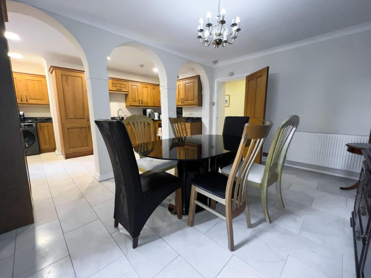 Spacious Flat Sleeps 8 Near Princes Street EDI Buitenkant foto