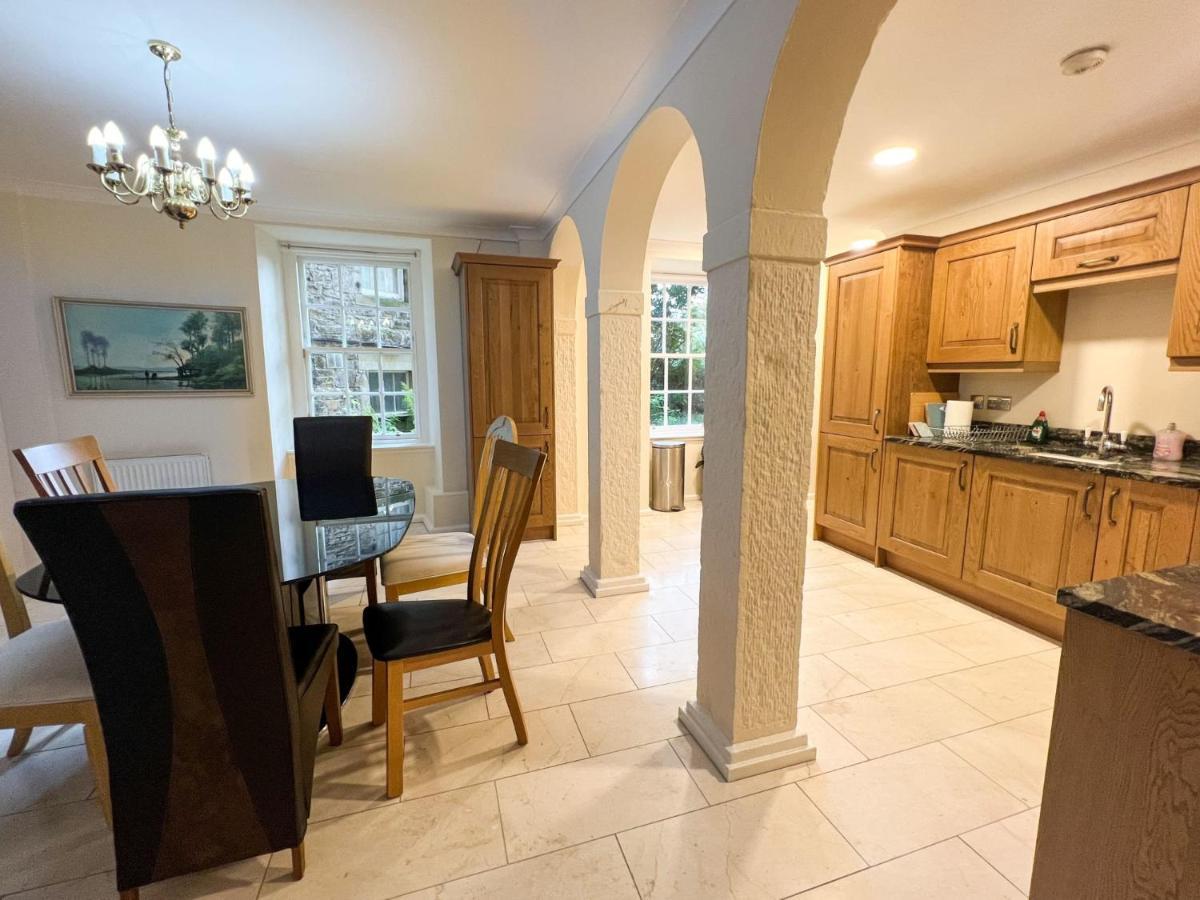 Spacious Flat Sleeps 8 Near Princes Street EDI Buitenkant foto