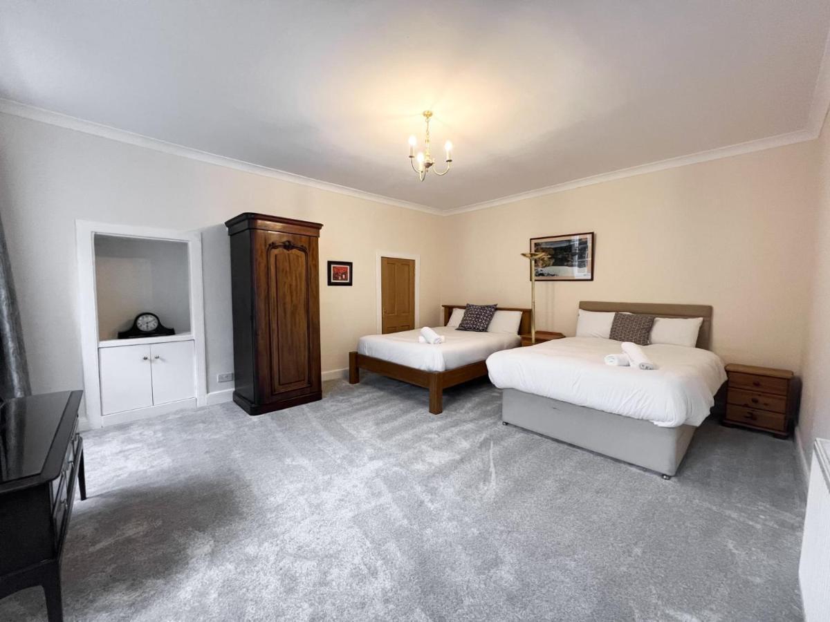 Spacious Flat Sleeps 8 Near Princes Street EDI Buitenkant foto