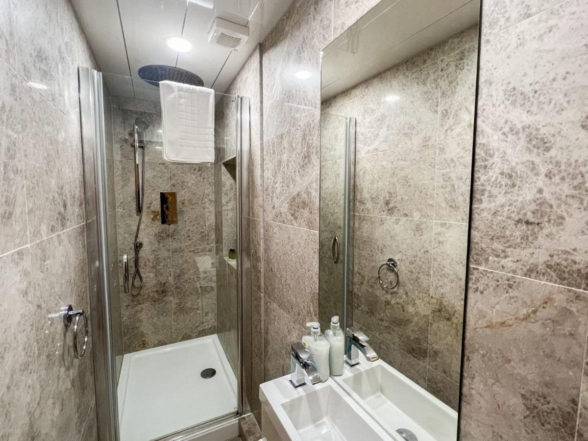 Spacious Flat Sleeps 8 Near Princes Street EDI Buitenkant foto