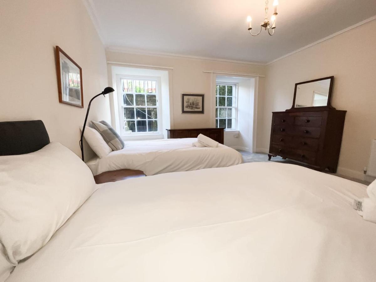 Spacious Flat Sleeps 8 Near Princes Street EDI Buitenkant foto