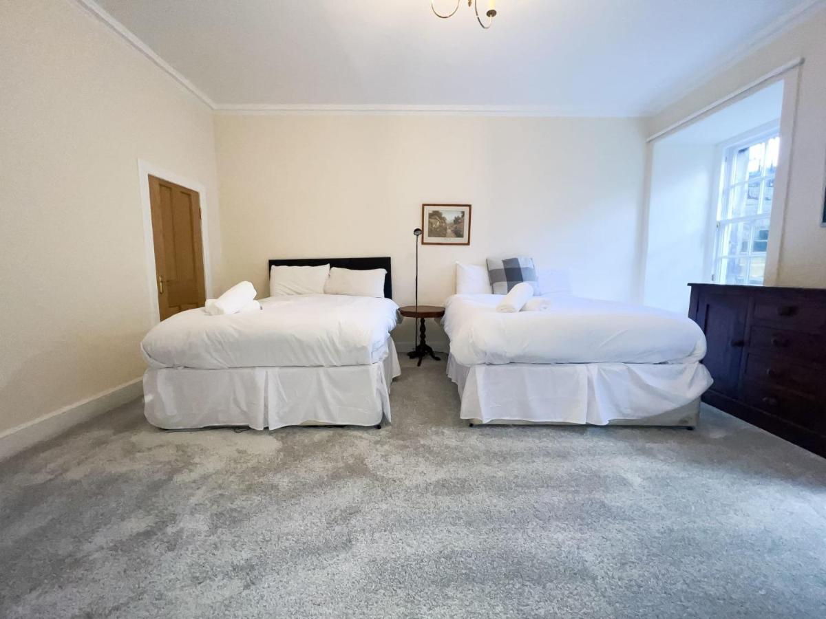 Spacious Flat Sleeps 8 Near Princes Street EDI Buitenkant foto